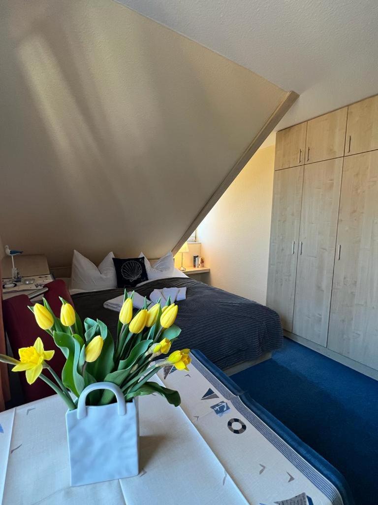 Hotel-Pension Zur Mole Wiek auf Ruegen Luaran gambar